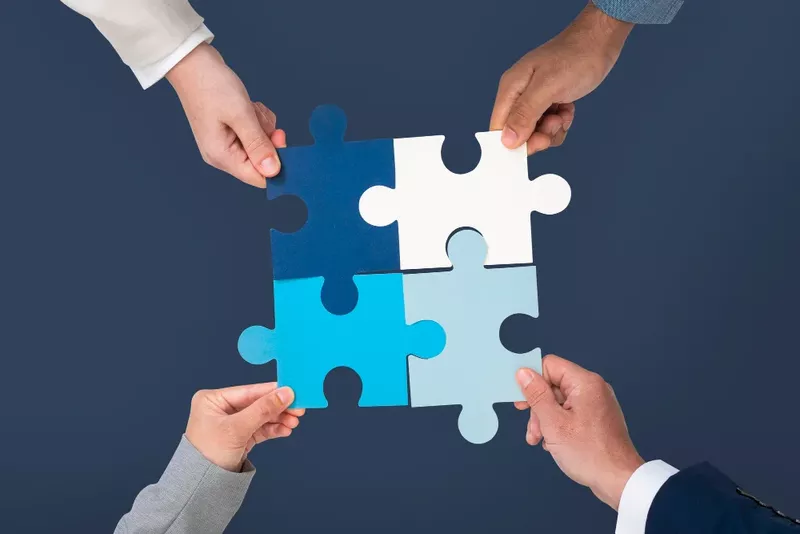 Fondateur & Directeur Général